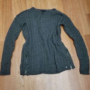 American eagle knit sweater